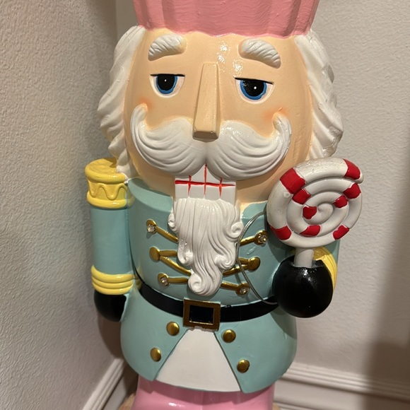 Brand New 2023 3' LED Christmas Pastel Cupcake Nutcracker Greeter So beautiful
